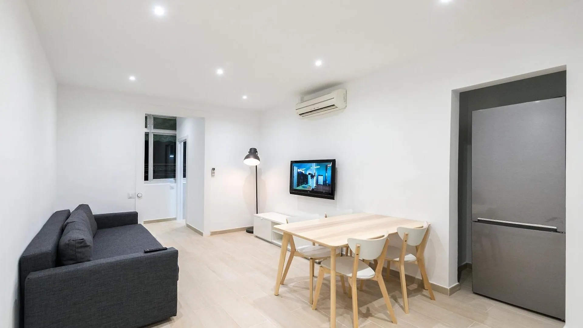 Sagrada Familia Apartments 巴塞罗那 0*,