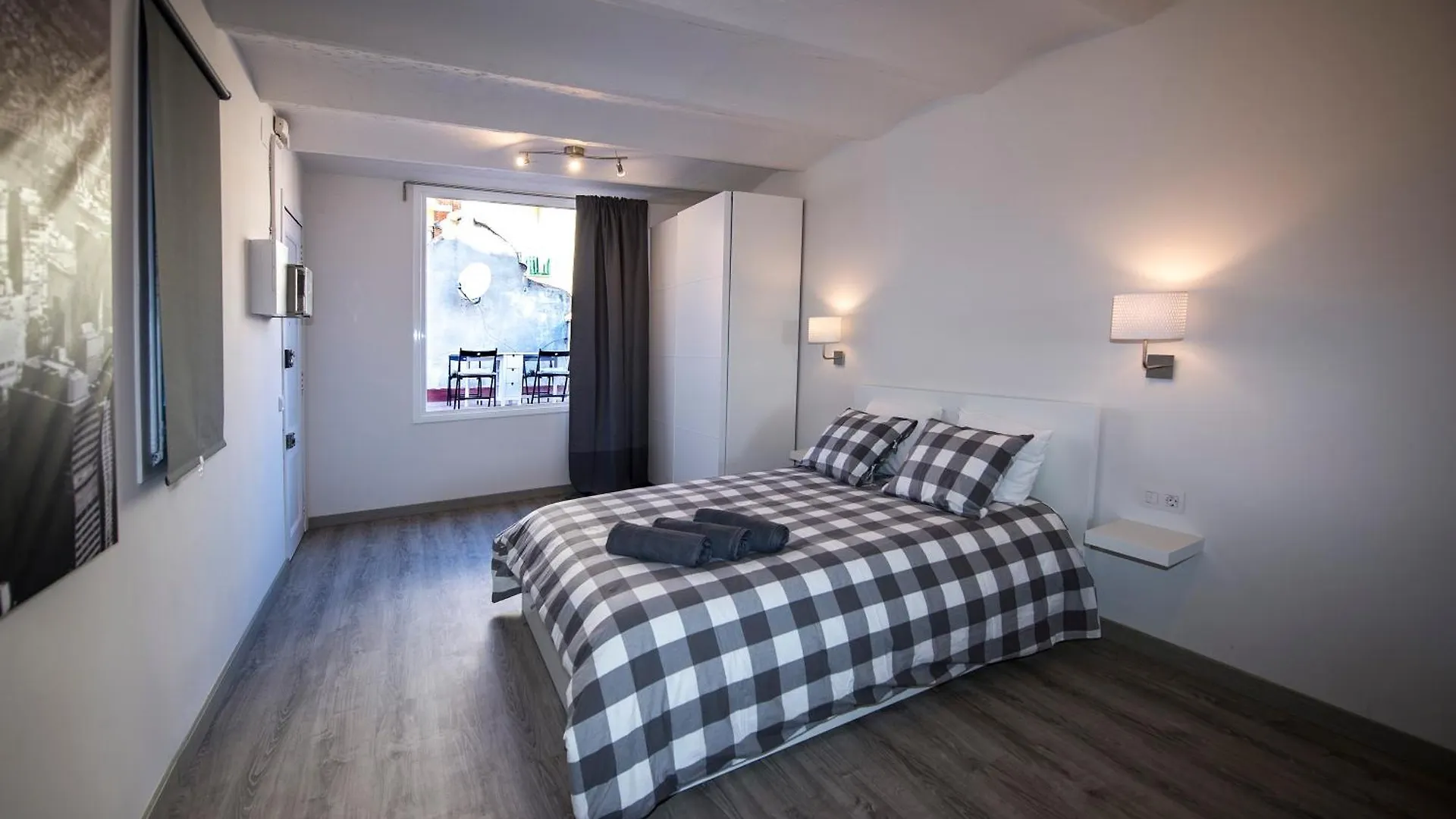 Sagrada Familia Apartments 巴塞罗那 西班牙