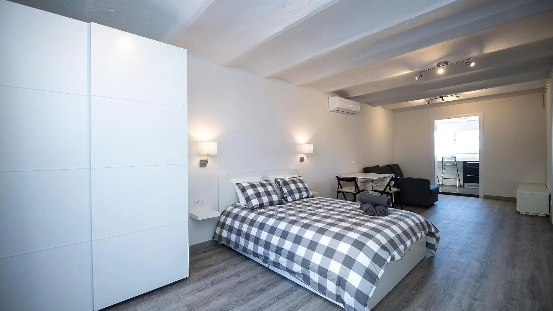 Sagrada Familia Apartments 巴塞罗那